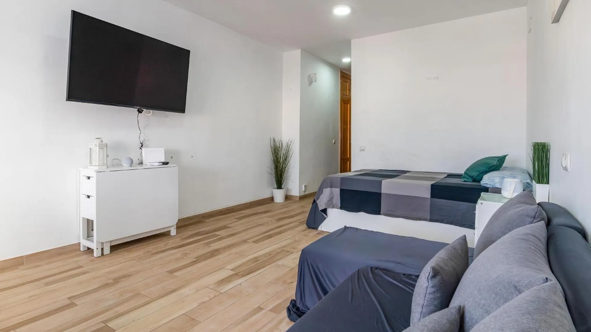 Beautiful Apartment In Torremolinos Spanje